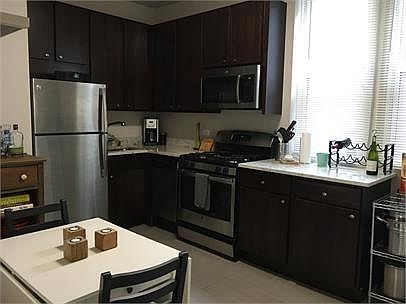 1st image of 4616 N Spaulding Ave #14483154
