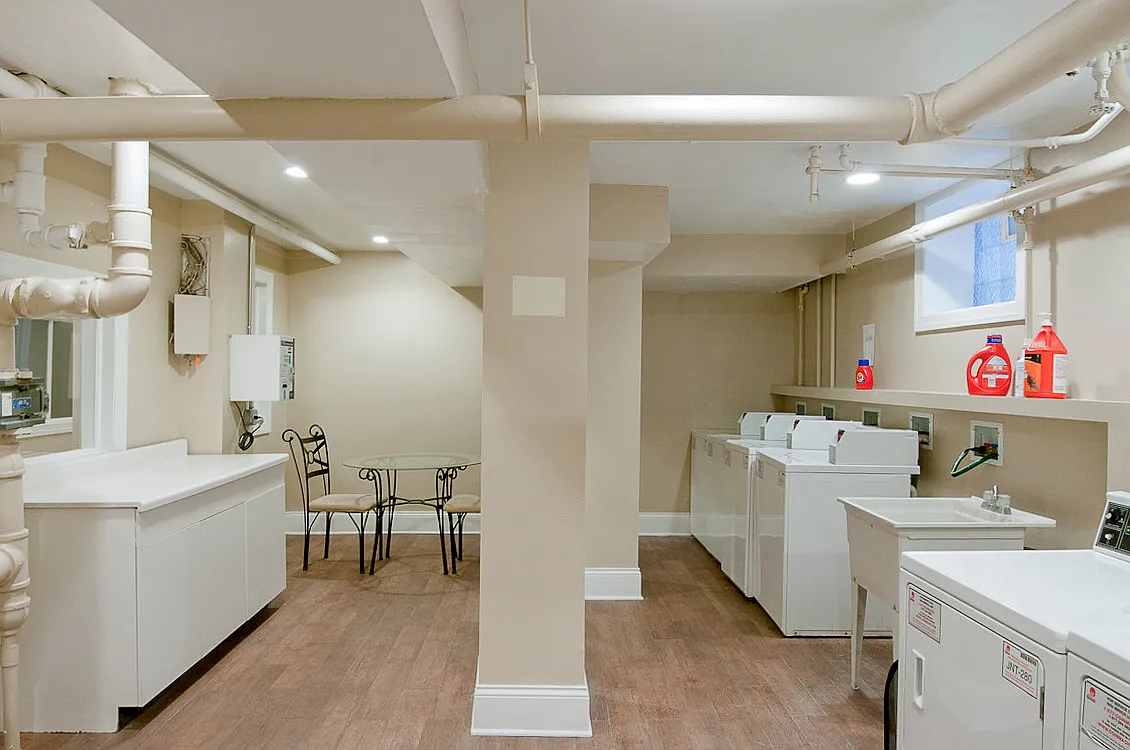 629 W. Deming — Photo 1
