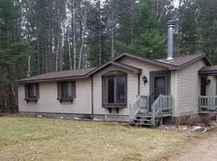 8765 Arbutus Dr, Woodruff, WI 54568