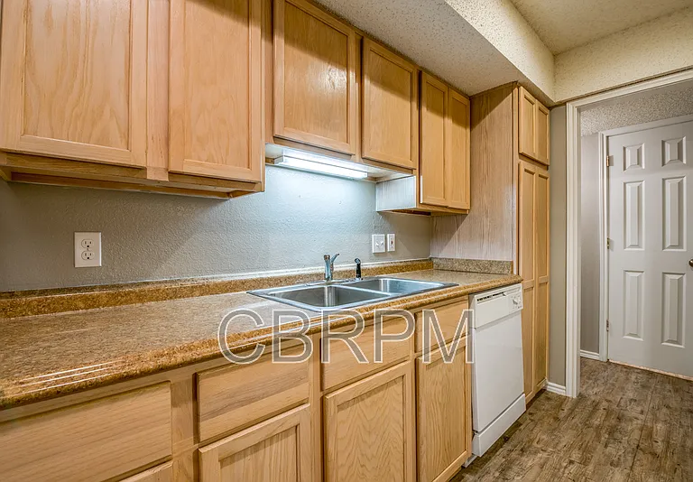 5308 Kenosha Ave — Photo 11