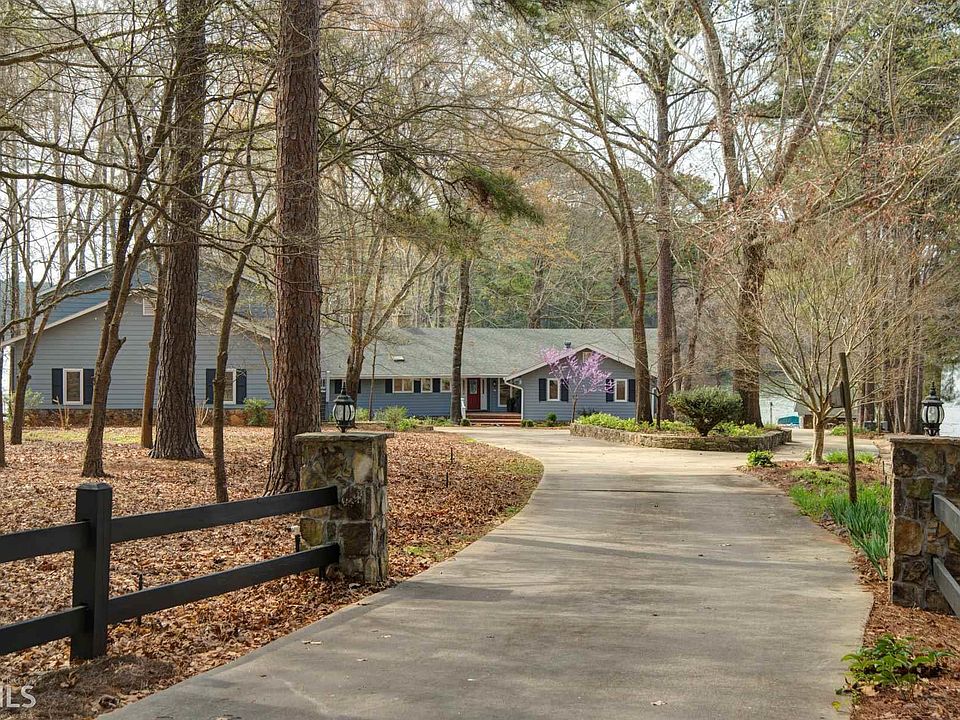 1st image of 1530 Buckhead Dr #34