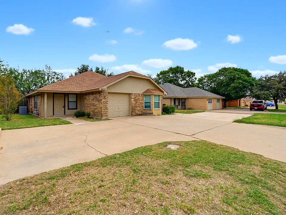 1421 Westheimer Rd
