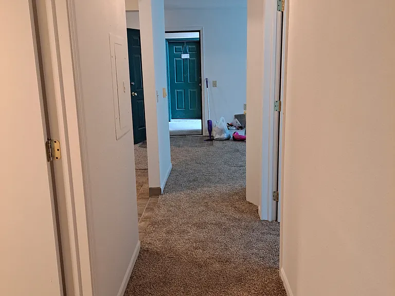 2104 Lincoln Ave #2F — Photo 9