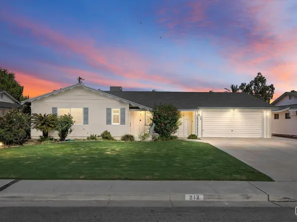 212 River Oaks Dr, Bakersfield, CA 93309
