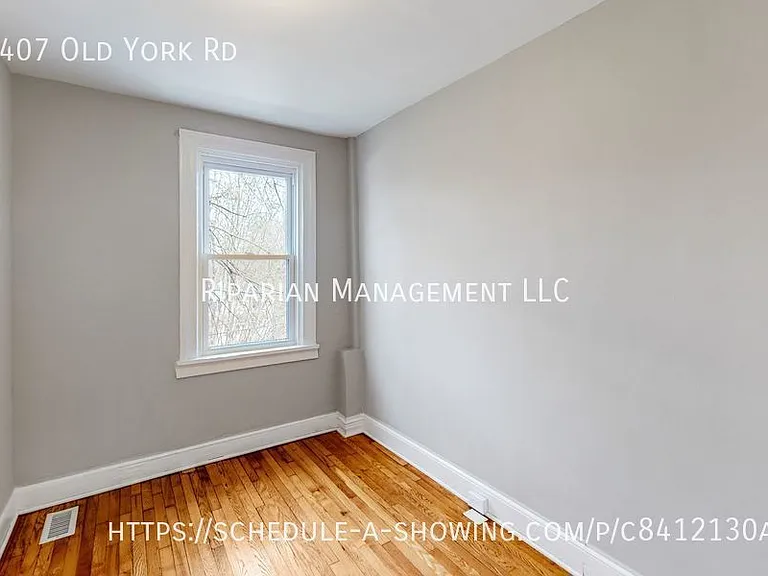 4407 Old York Rd — Photo 13