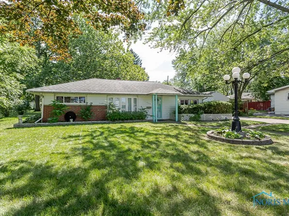 4238 Harvest Ln, Toledo, OH 43623