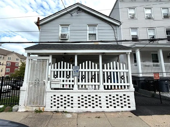 8 Ritters Lane, Yonkers, NY 10703