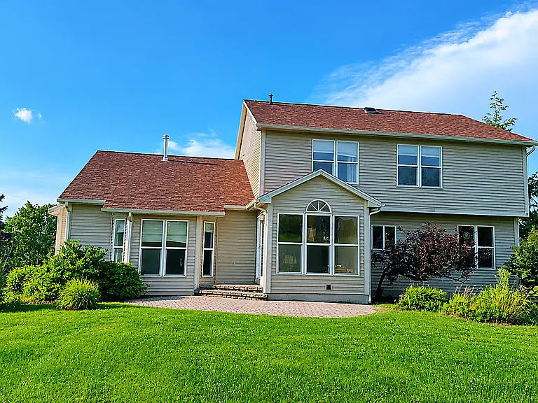 4224 Winding Creek Rd — Photo 2