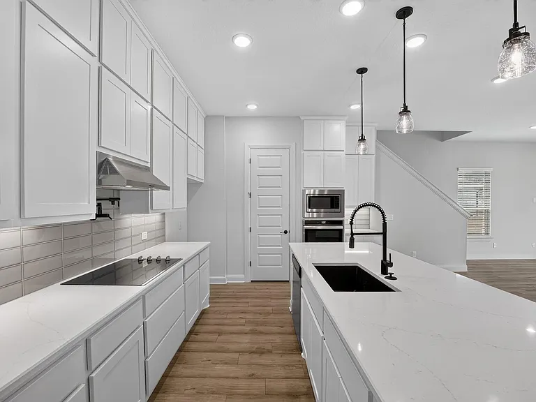 508 Pinnacle View Dr — Photo 6
