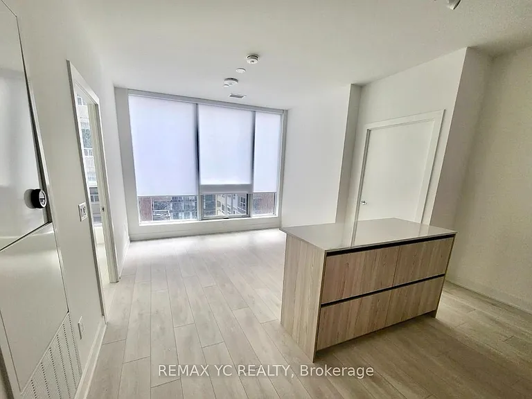 15 Mercer St #508 — Photo 4