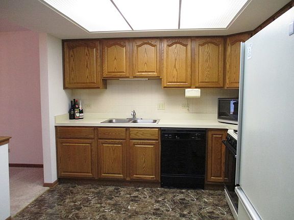 4th image of 9510 S Kolmar Ave APT 310