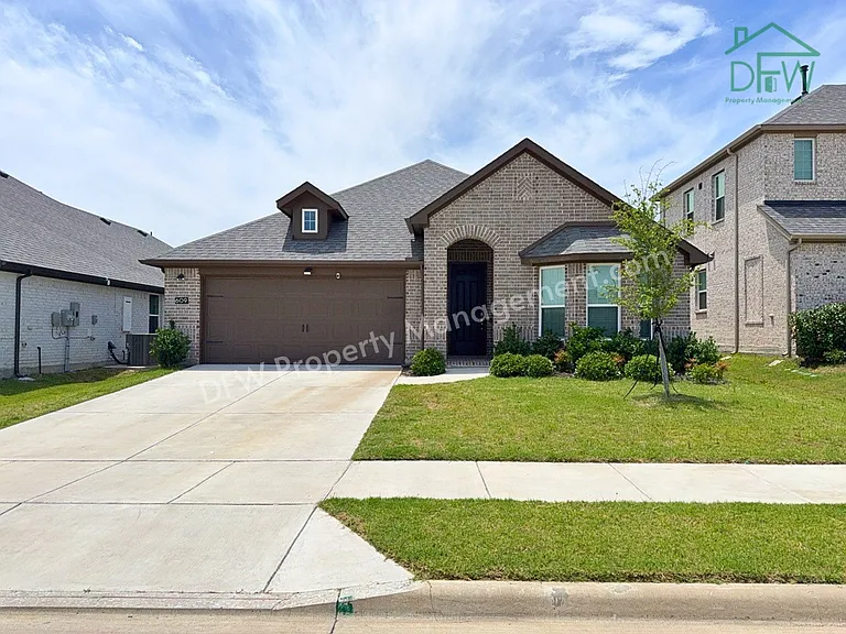 609 Tartane Dr — Photo 1