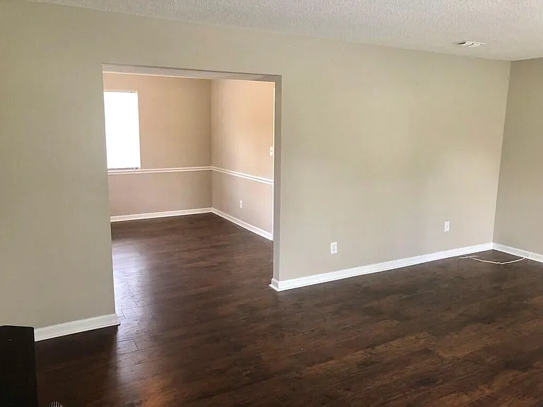 350 Candlewood Dr — Photo 10