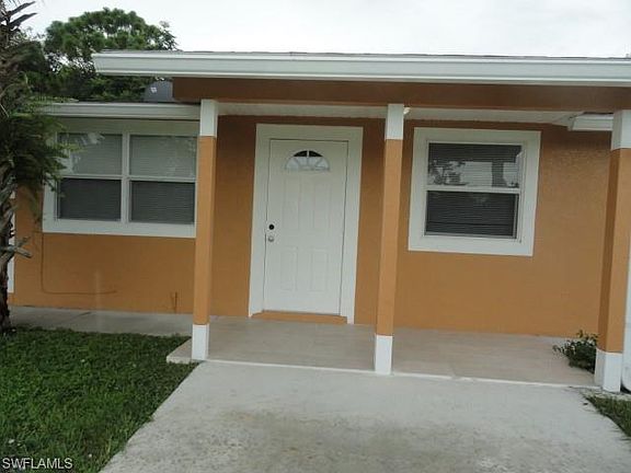 3rd image of 420 Canyon Dr S