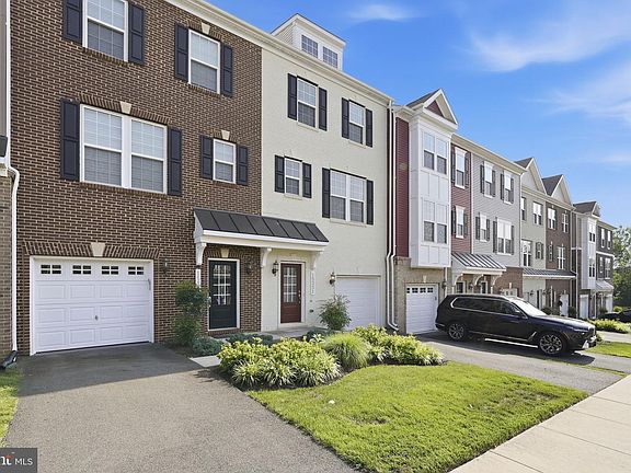 5th image of 15331 Linville Creek Dr