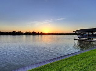 851 Signature Cv, League City, TX 77573