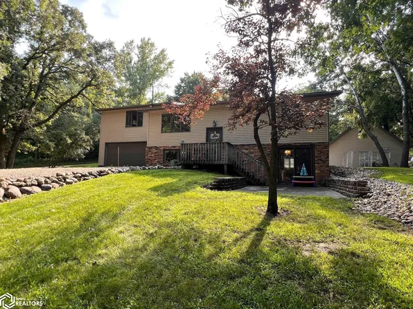 22598 340th St, Forest City, IA 50436