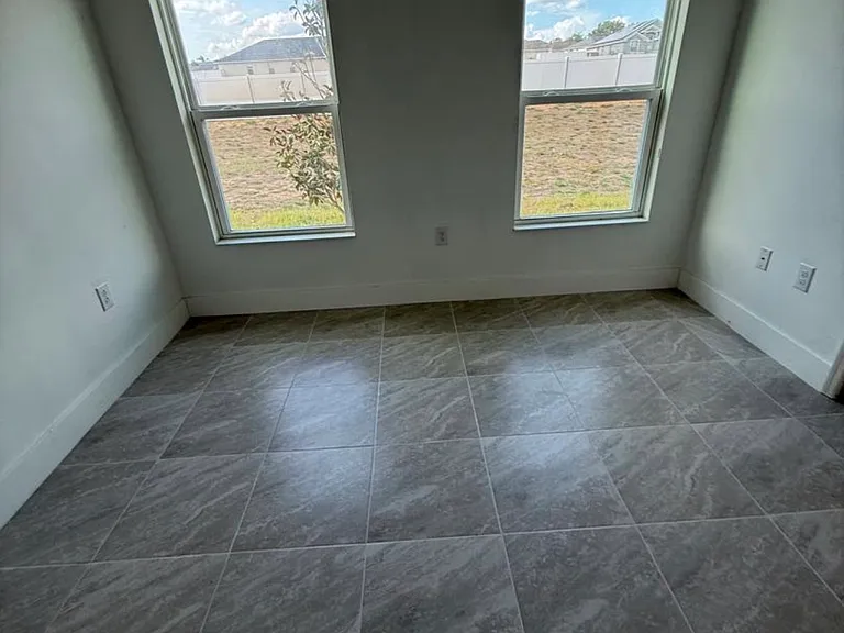 1256 Papaya Cir — Photo 9