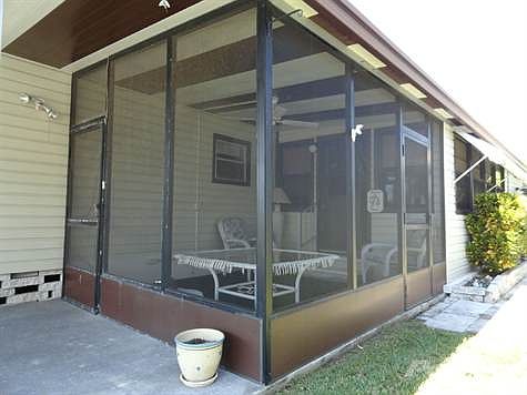 LANAI FROM CARPORT