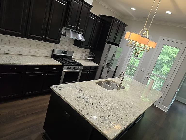 217 Penley Cir — Photo 6