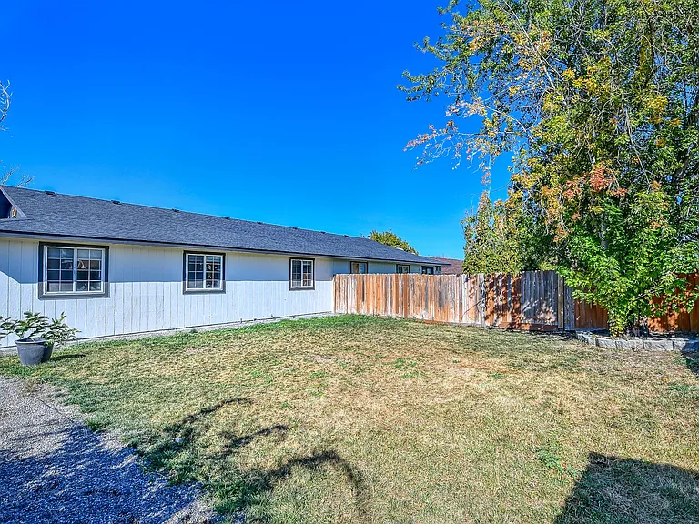3822 S Upland Ave — Photo 19