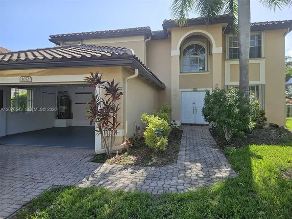 1072 NW 139th Ter, Pembroke Pines, FL 33028