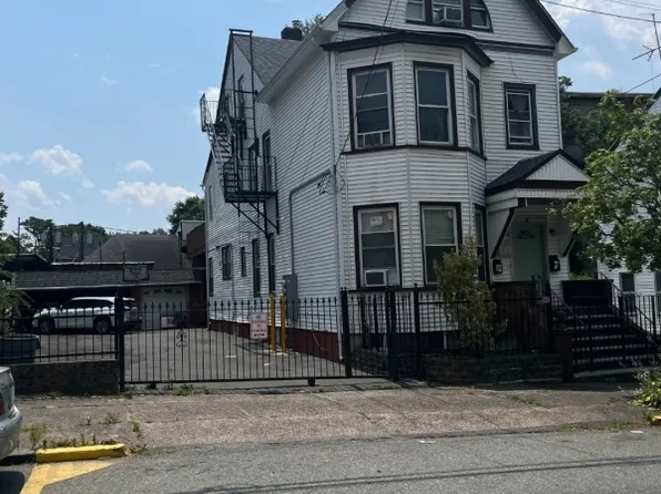 88 Lafayette St #3, Paterson City, NJ 07501