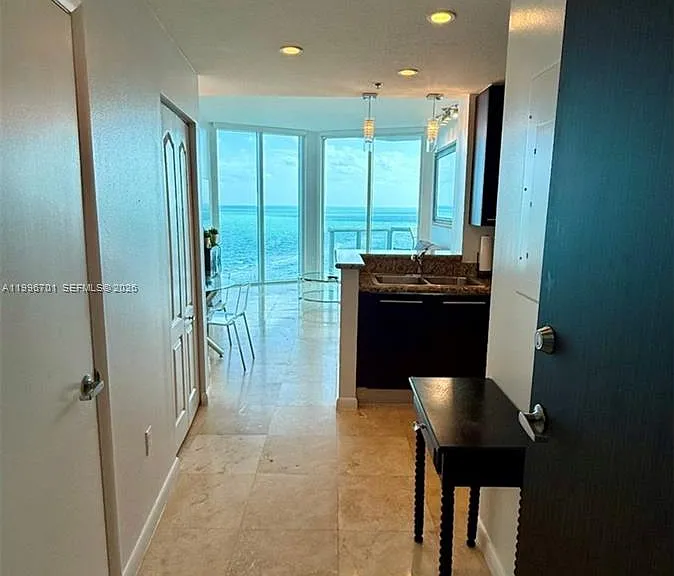6515 Collins Ave #1604 — Photo 27