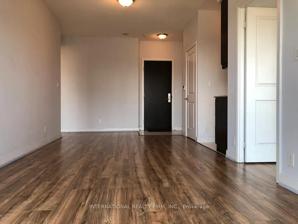 2 bed, $2,600 — Photo 4