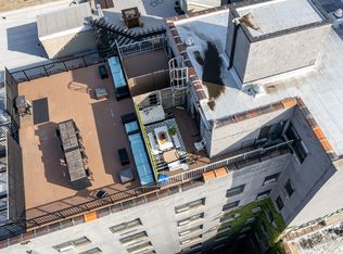 The Winthrop House, Chicago, IL 60660