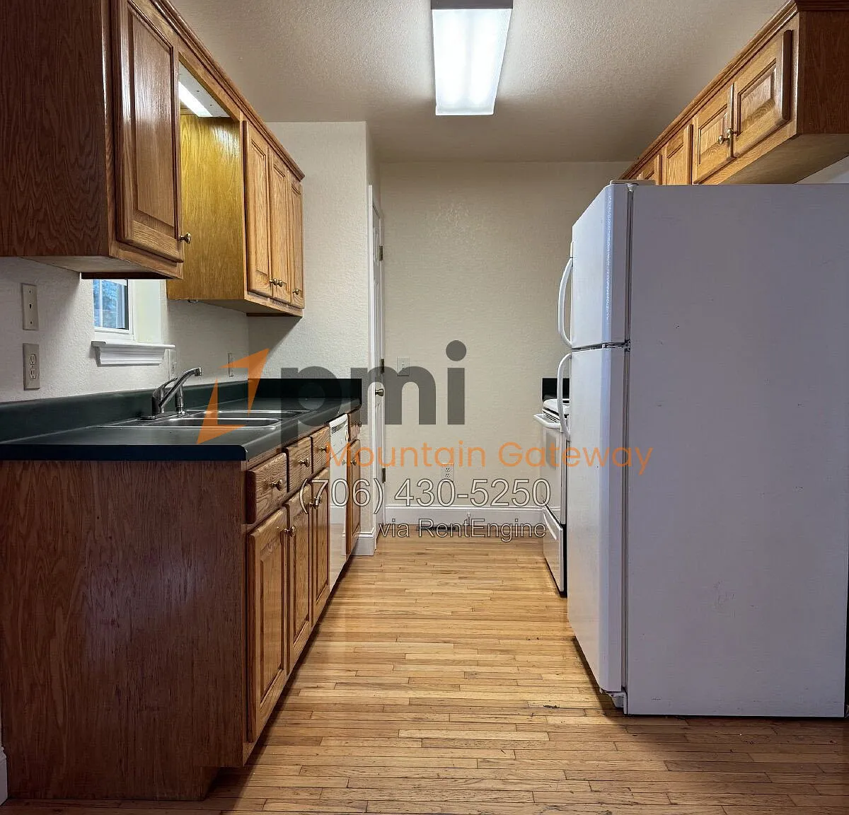 2 bed, 1.5 bath, 816 sqft, $1,000 — Photo 4