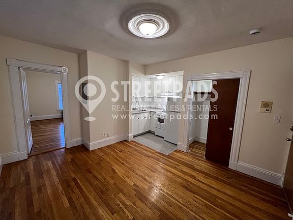5th image of 381 Harvard St APT 22