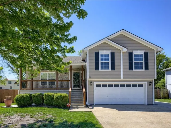 6807 E 138th Ter, Grandview, MO 64030