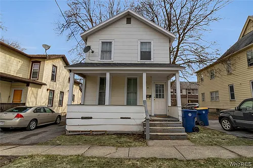 43 Waterman St Photo 1