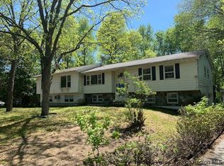 4 Enterprise Rd, New Paltz, NY 12561