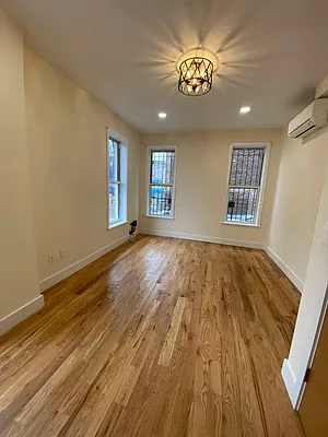 Rented by NY Living Solutions | media 10