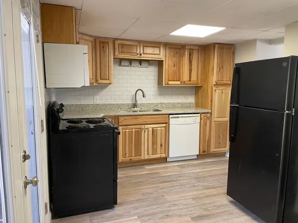 cn Ross St 118, 118 Ross St #B2, Morganton, NC 28655