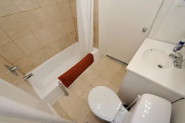 Rented by Eisenberg Exclusives