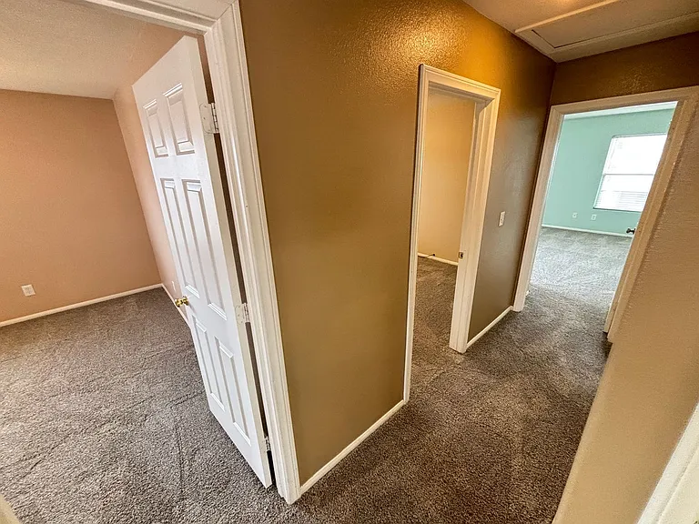 5052 Diamond Ranch Ave — Photo 36
