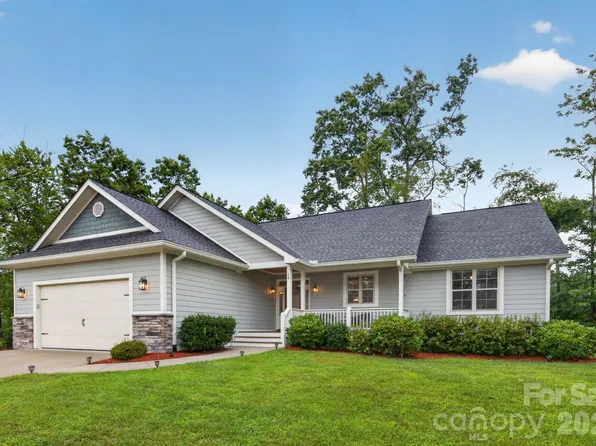 14 Wood Path Ln, Arden, NC 28704