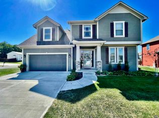 21603 Spring St, Spring Hill, KS 66083