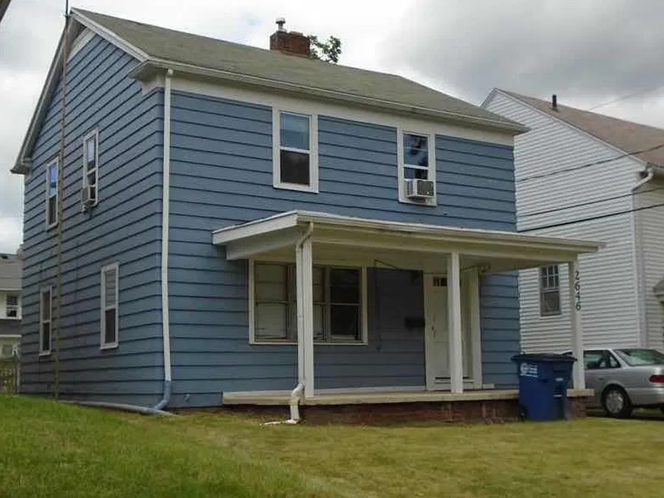 2646 Calverton Rd