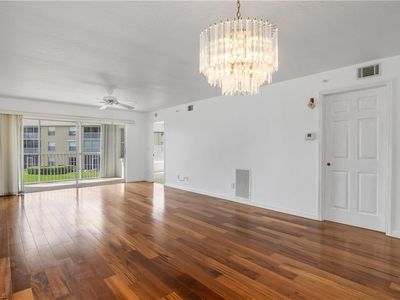 9650 Victoria LN #201B, Naples, FL, 34109