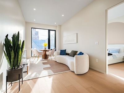 31-16 21st St #2B, Astoria, NY, 11106