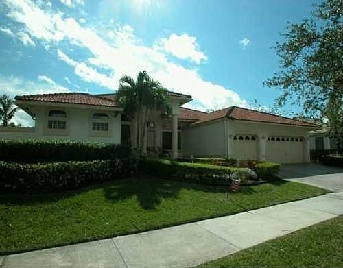 1st image of 2663 Edgewater Dr