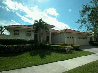 2663 Edgewater Dr, Weston, FL 33332