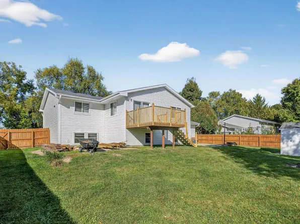 637 East CLAY STREET, Whitewater, WI 53190