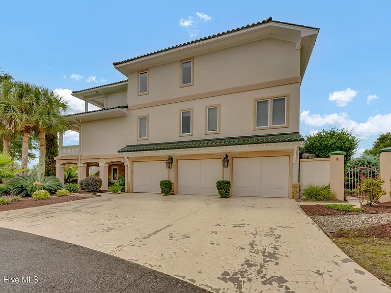 806 Paoli Ct — Photo 4