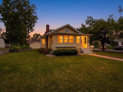 1702 Cass STREET, La Crosse, WI, 54601