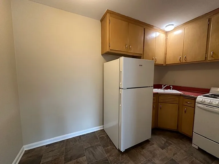 Cozy 1BR in Riverwest $925 Heat Included | Hardwood Floors | Storage + Laundry — Photo 16